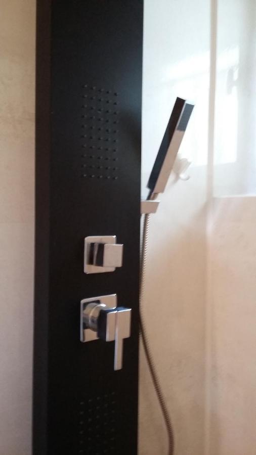 Chambre D'Hotes De La Roche Tremblante Huelgoat Ngoại thất bức ảnh